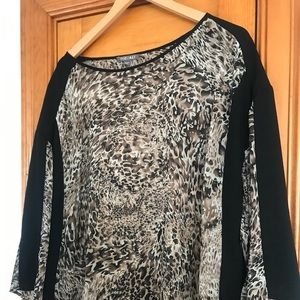 2X animal print lightweight top